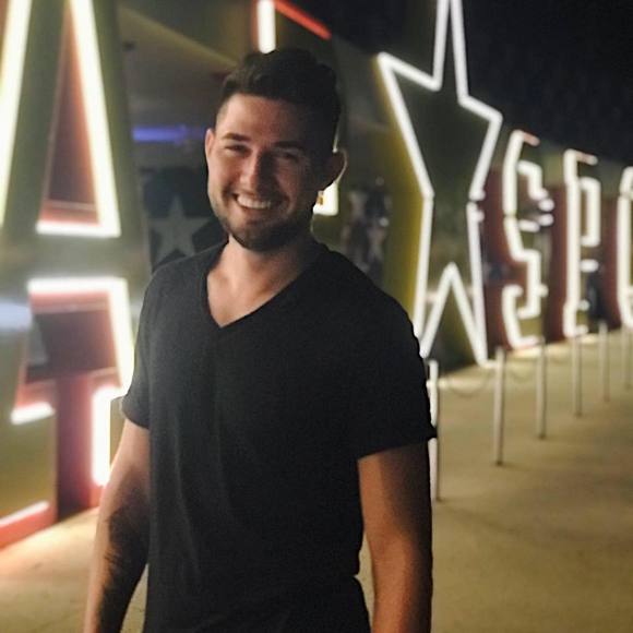 Meet your Posher, Jake - Picture 1 of 1